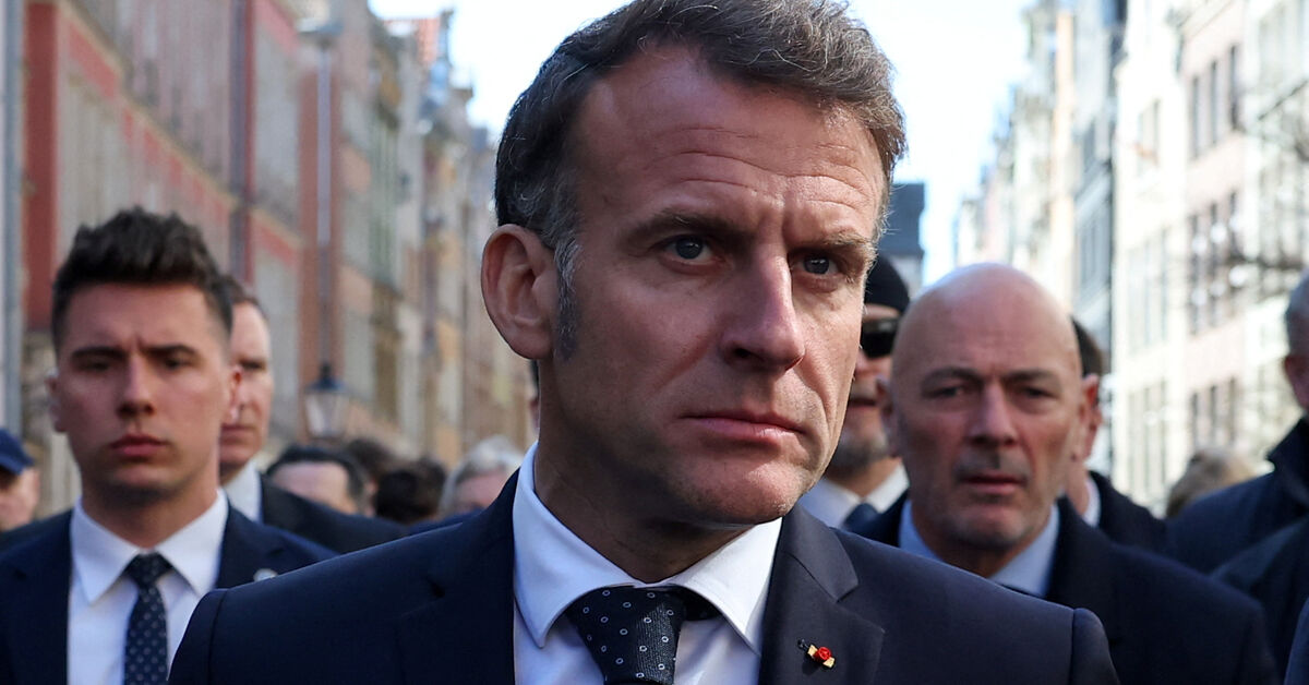 Lebanon PM and Macron to discuss bolstering country's position in Israel talks