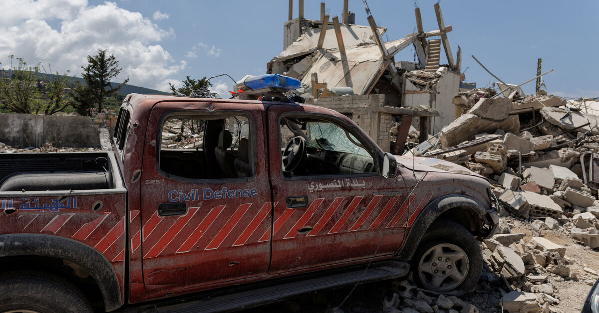 Israeli strikes wound journalist, trap another under rubble in southern Lebanon