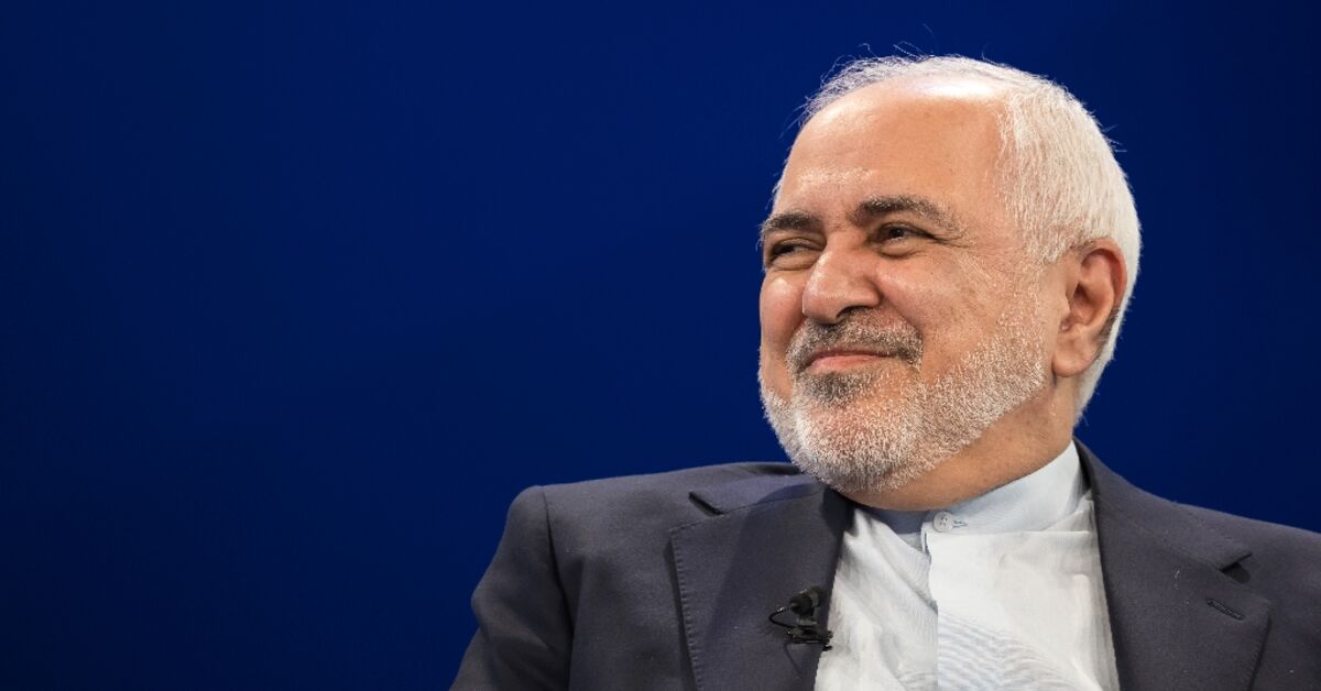 Iran's former top diplomat urges deal with US to end war