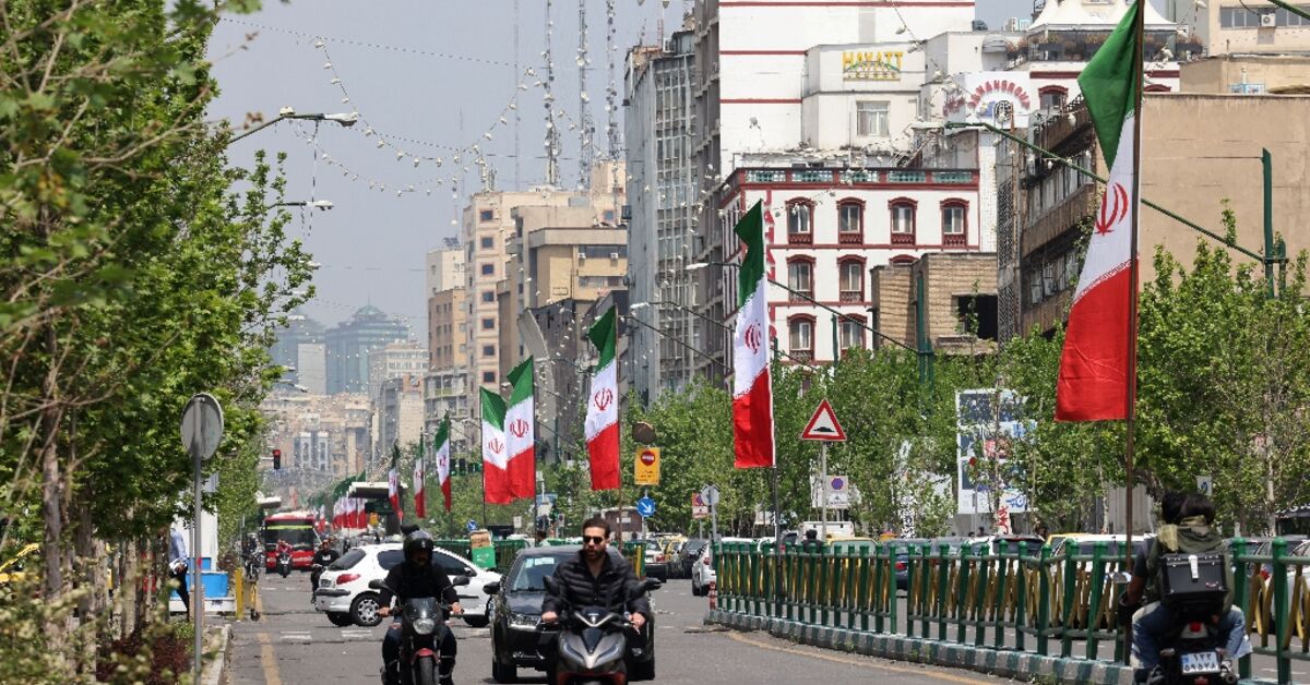 Arrests, hangings, blackout: Iran cranks up wartime repression