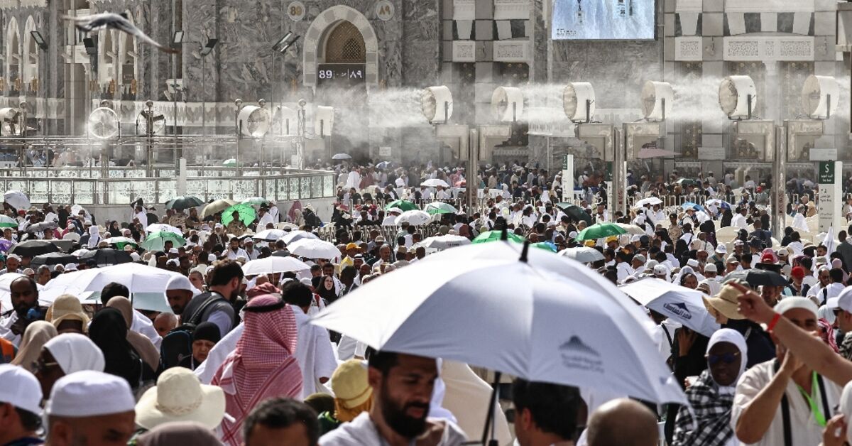 Pilgrims kick off hajj as war's trajectory hangs in the balance
