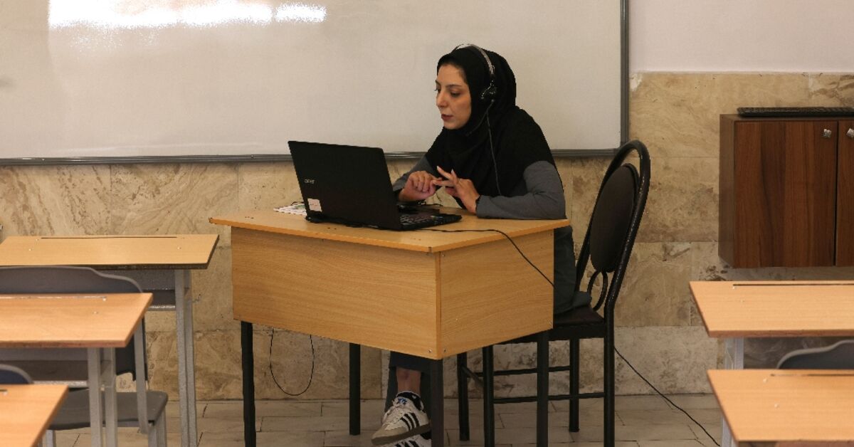 Three months of classes held online in Iran because of the war