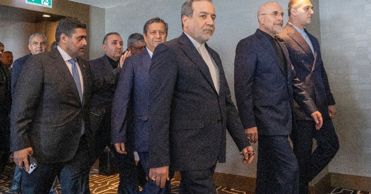 'Pragmatists' vs 'hardliners': Is Iran split over US deal?