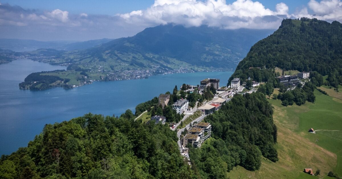 Swiss US-Iran deal venue a playground of world leaders, movie stars