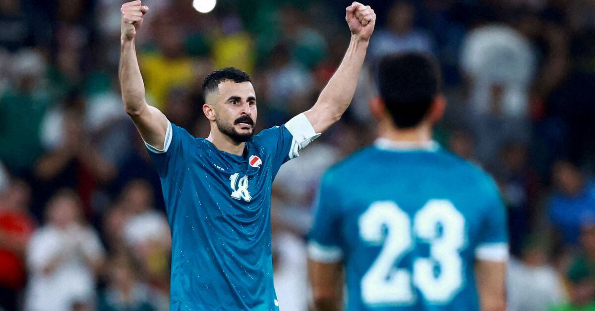 Soccer-Iraq World Cup striker Hussein questioned for hours at Chicago airport, source says