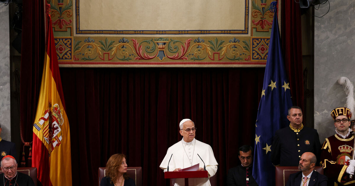 Pope Leo warns Spain's parliament the world is in 'profound' crisis