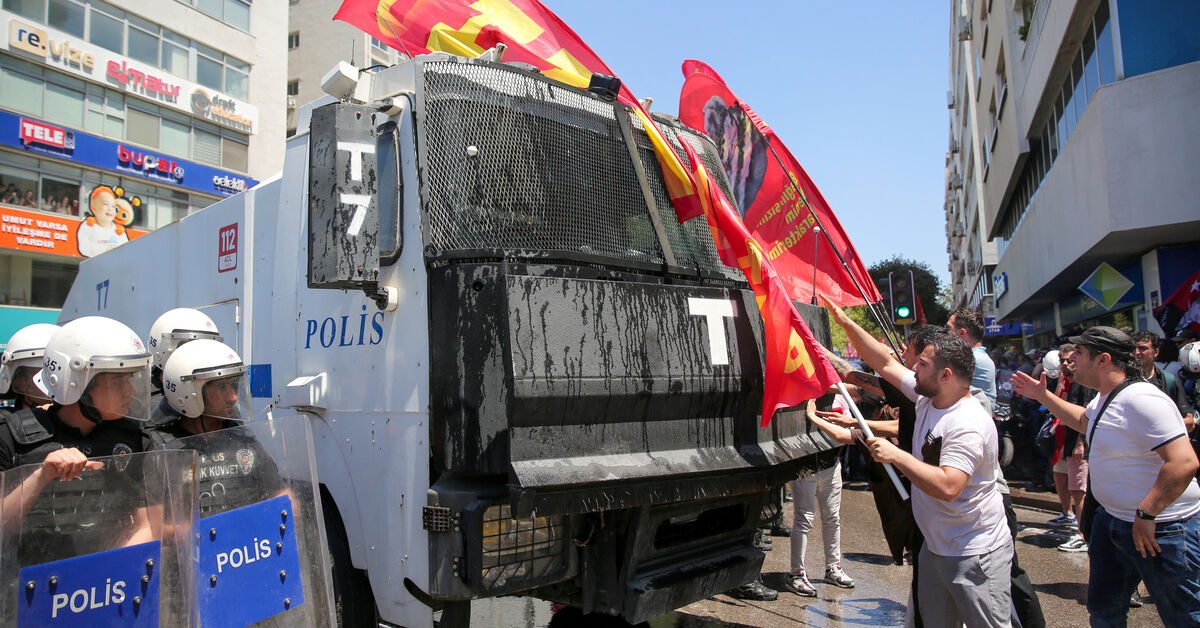 Ousted Turkish opposition leader's team resigns from party assembly