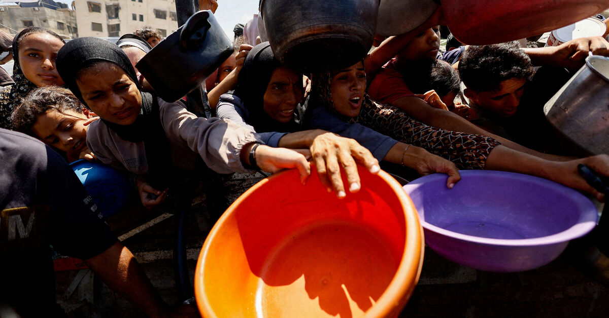 Famine risk rises in 'hunger hotspots', UN warns