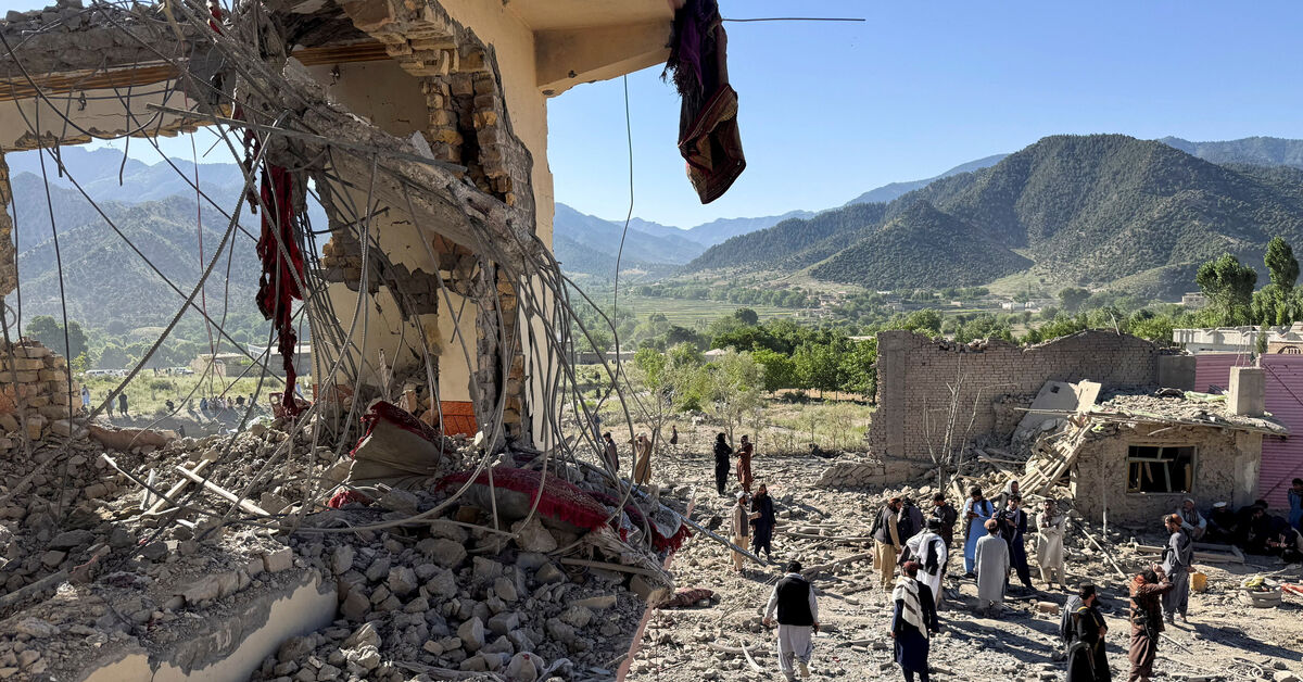 Pakistan forces kill 29 militants in border operation, Kabul says dozens dead, injured