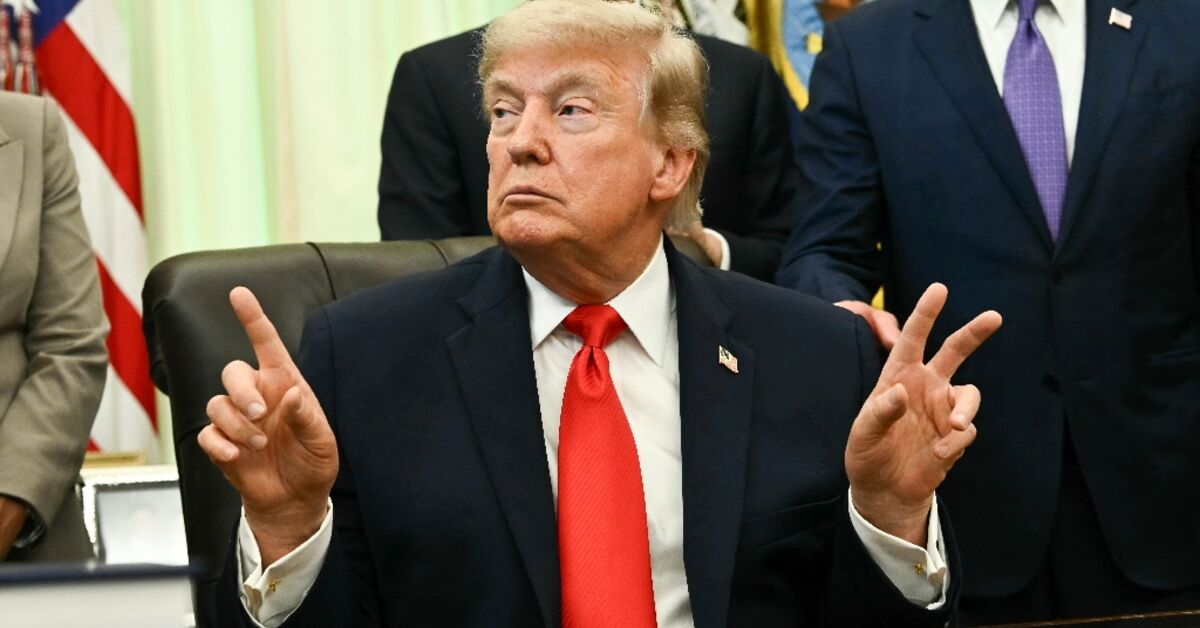 Trump cancels Iran strikes, touts imminent deal