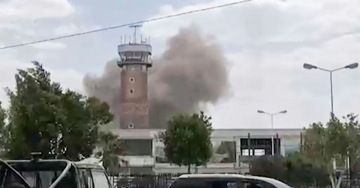 Yemen government says attacked Sanaa airport, reviving dormant conflict