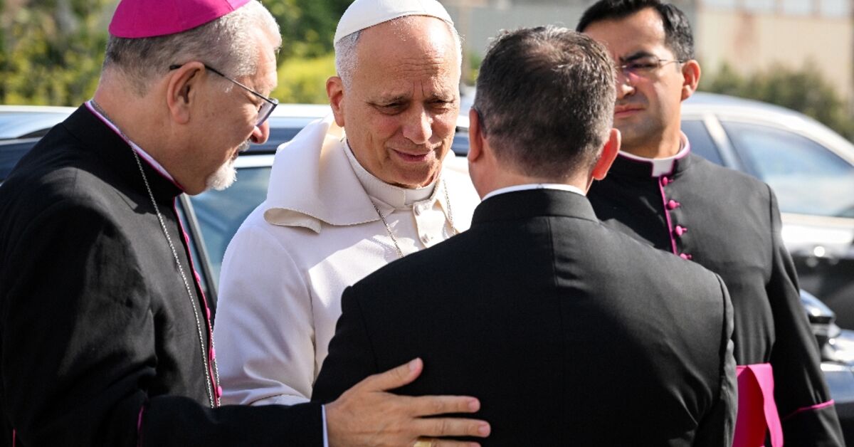 Pope defends migrants at Mediterranean island frontier