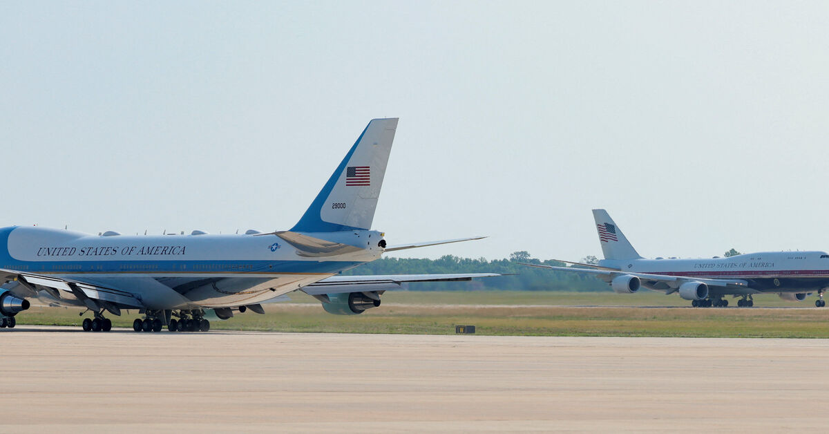 Trump flies old Air Force One out of Turkey, switches to new jet in Britain for trip home