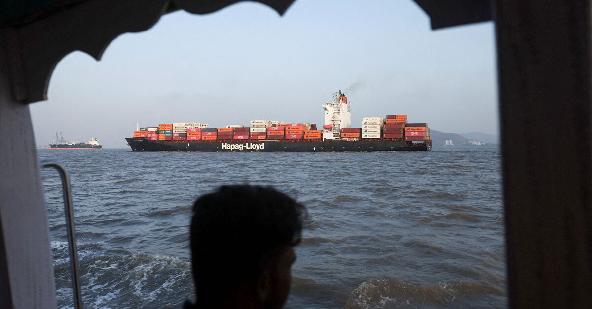 New Delhi tells shipowners not to deploy Indian seafarers on Hormuz routes