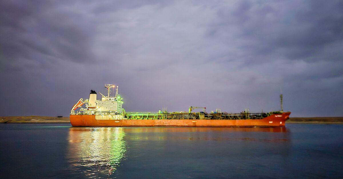 Oil hits $100 a barrel after Iran-backed Houthis ‘strike two tankers’ in Red Sea