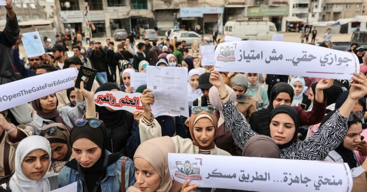 Gaza scholarship students await delayed evacuation to Italy