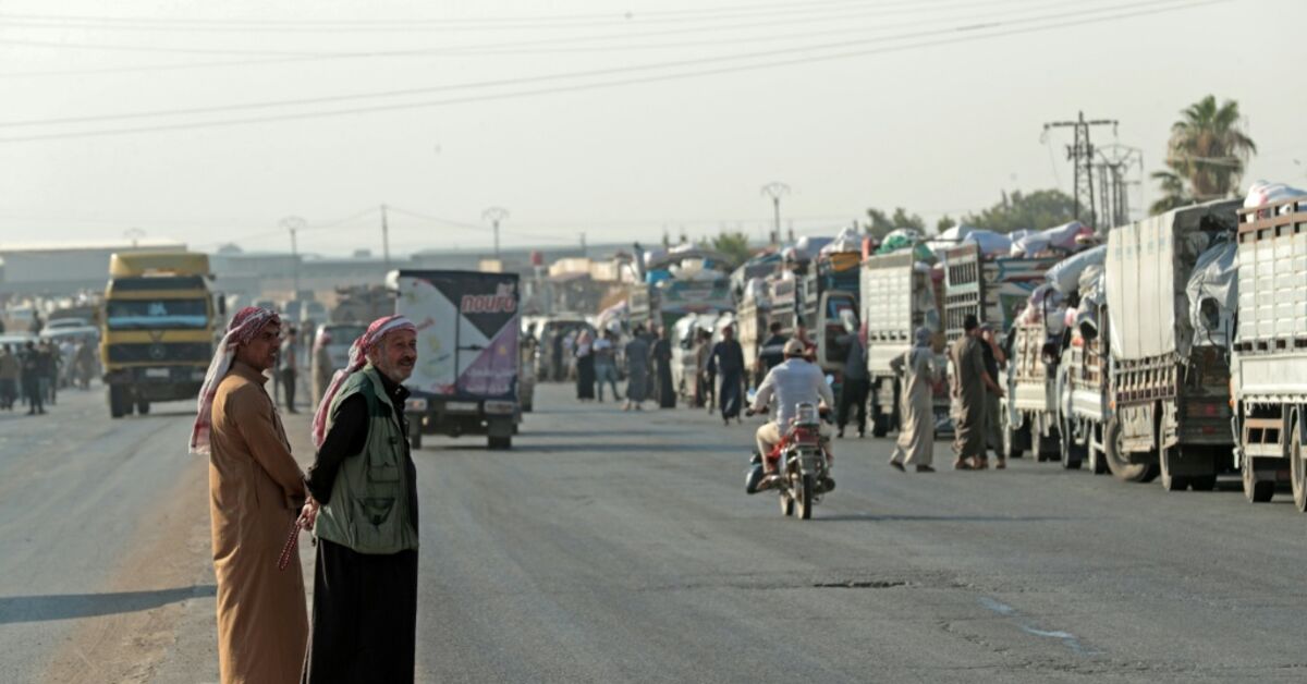 Return of displaced Syrian Kurds to hometown suspended after violence
