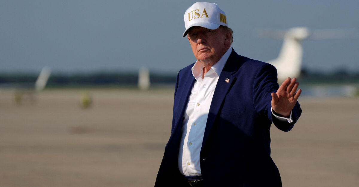Trump took secret flight out of Turkey due to Iran threat, the Washington Post reports