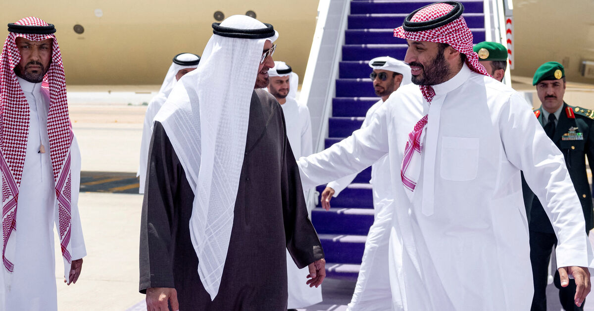 Saudi Arabia tightens oversight on bank transfers to the UAE