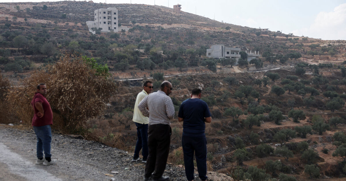 Israeli Settlers Attack West Bank Village of Qusra