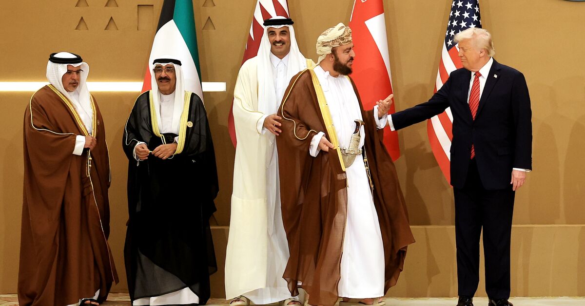 Caught in the middle, Oman shrugs off Trump's latest Iran threat