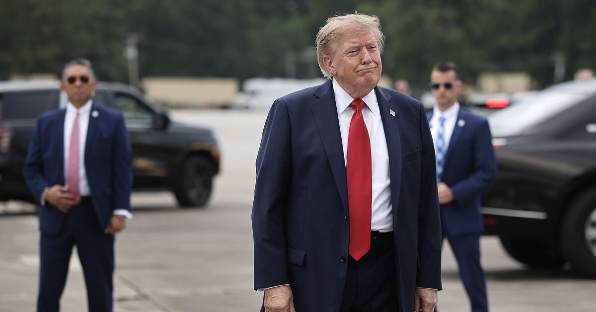 Trump says Hormuz mine-free as Iran, Oman agree to clear them