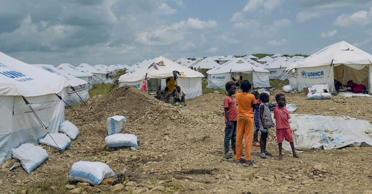 8.3 mn refugees at risk due to 'severe' funding cuts: UN