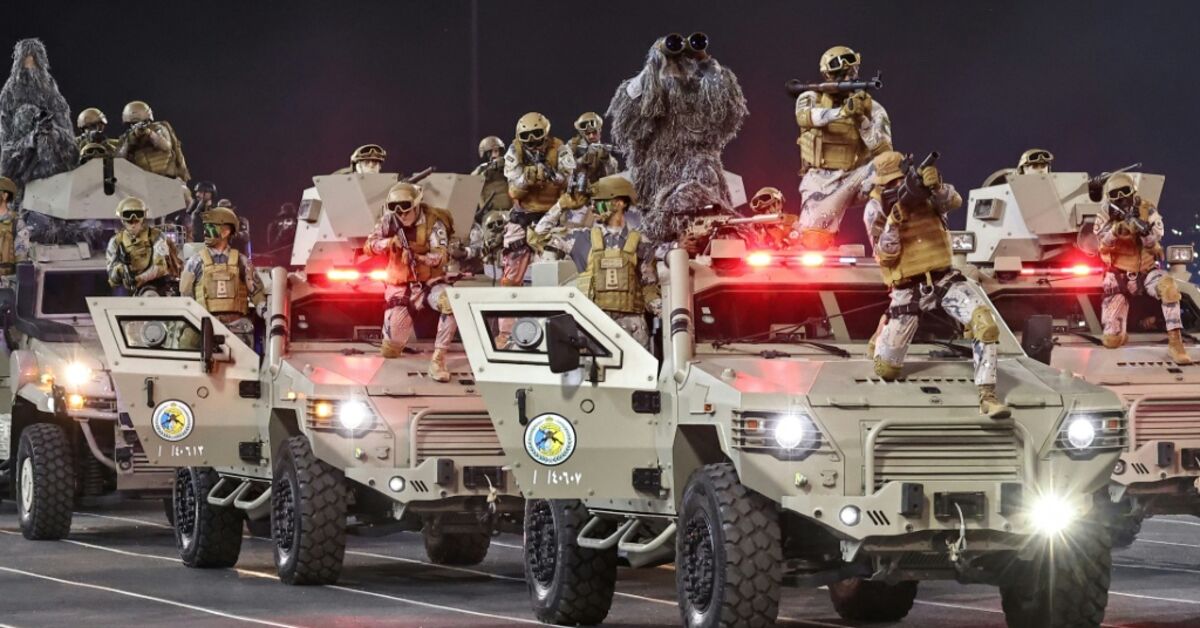 Despite military might, Saudi struggles to crush the Houthis