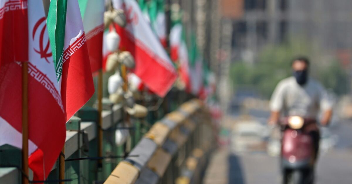US sanctions threaten to crush Iranian students' dreams