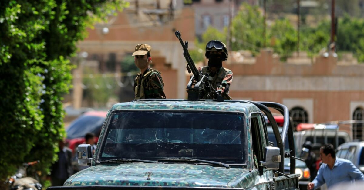 Photo: al-monitor.com Yemen's Houthis are fighting Saudi-backed, pro-government forces
