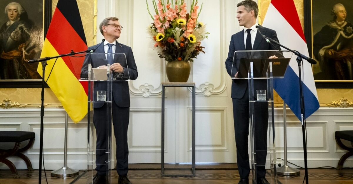 Netherlands regrets Israel retaliation in settlements row