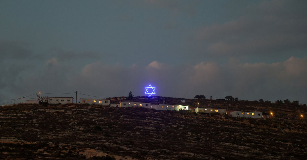 Netanyahu orders removal of unauthorized West Bank settler outposts