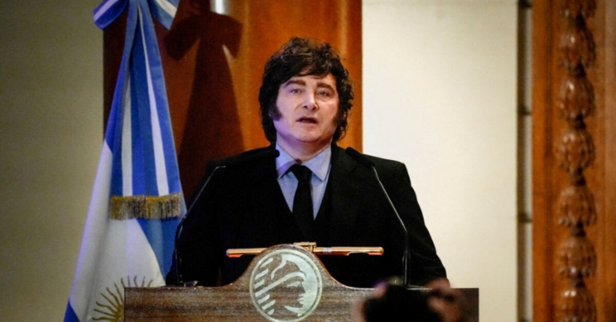 Argentina's Milei plans bill to toughen sanctions against firms operating in Falklands