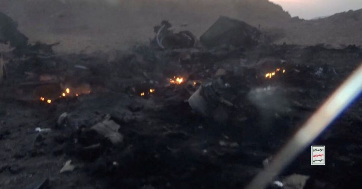 Yemenis take to boats to flee as Middle East war spreads