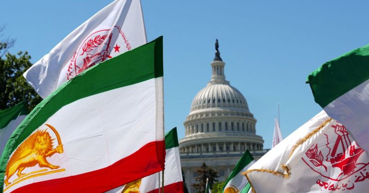 US Democrats tee up pre-election war powers vote as some Republicans break with Trump on Iran