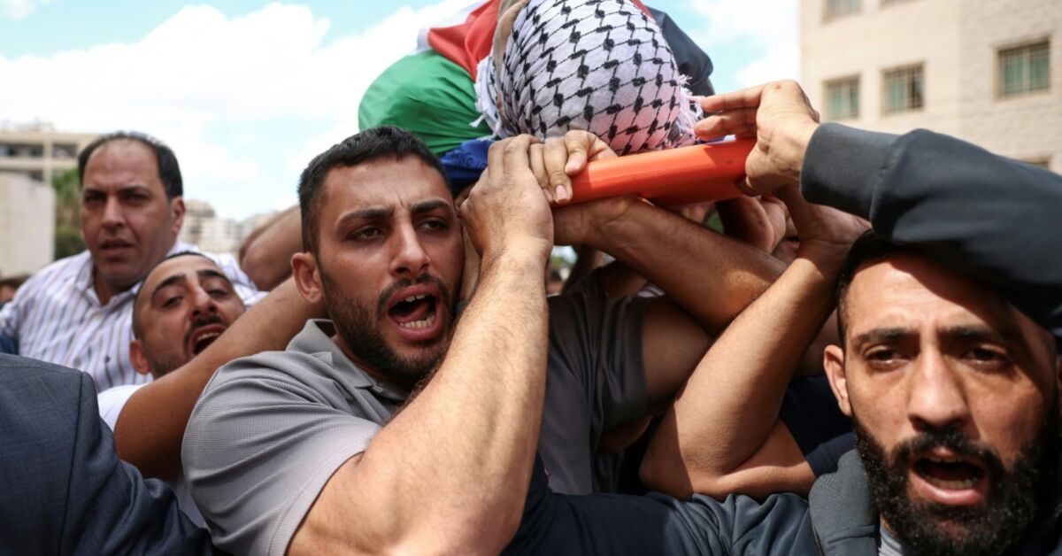 Israeli fire kills Palestinian in West Bank settler clash
