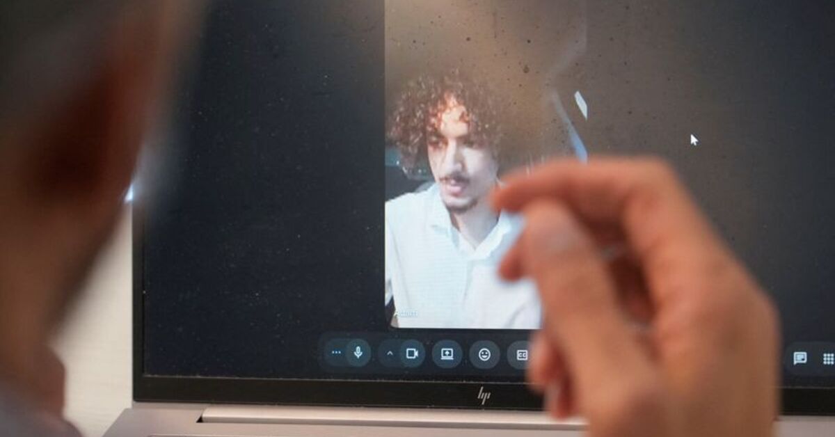 Friend warned suspected FBI data thief not to hack bureau, report says