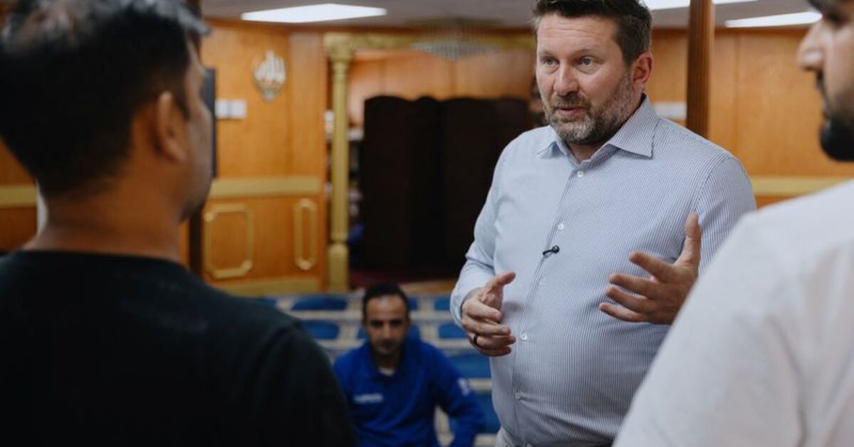 الولايات المتحدة تخطط لإعادة بعض اللاجئين الأفغان إلى أفغانستان