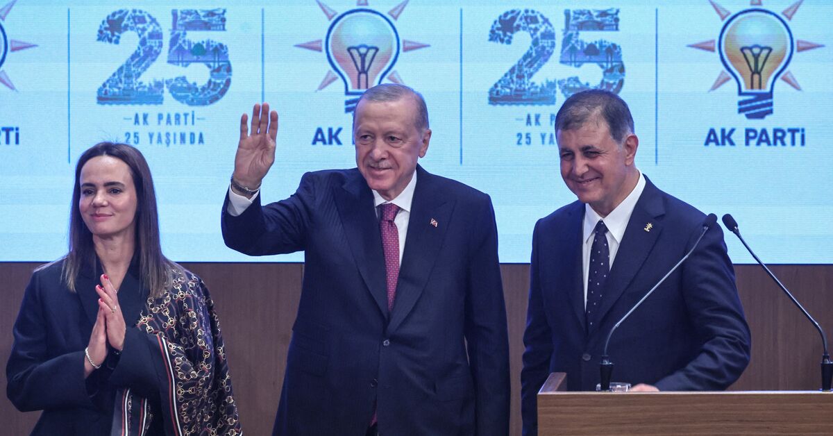 Latest defection hands Erdogan’s AKP control of Turkey’s third-largest ...