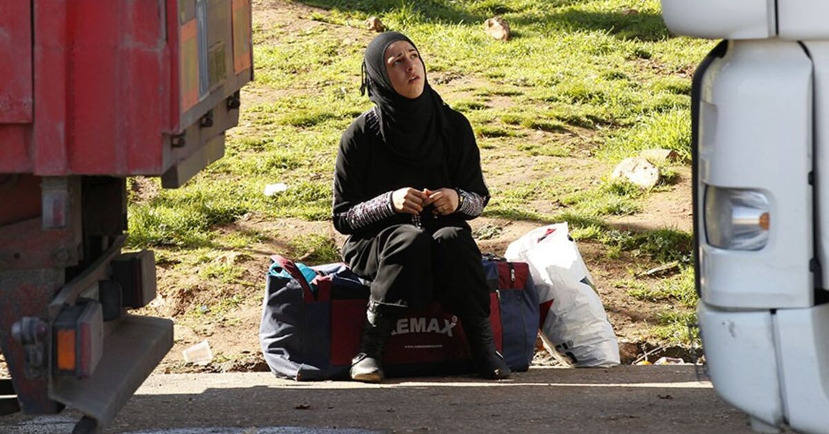 Syrian Women Refugees Humiliated Exploited In Turkey Al Monitor