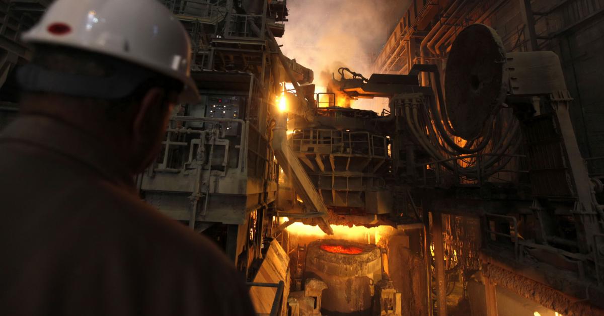 Why is the steel industry in Egypt declining? AlMonitor The Middle