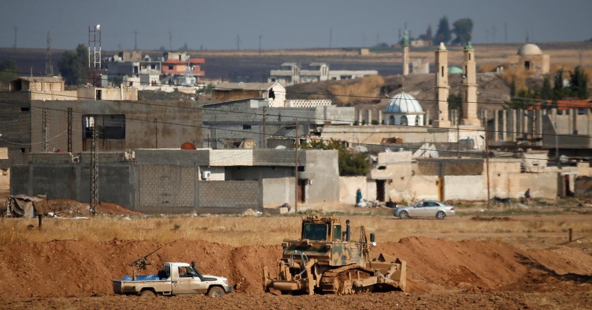 Turkishbacked rebels fight each other in Ras alAin, Syria AL