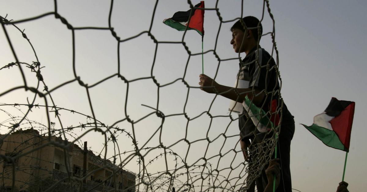 Why is Egypt building more walls around Gaza? AlMonitor The Middle