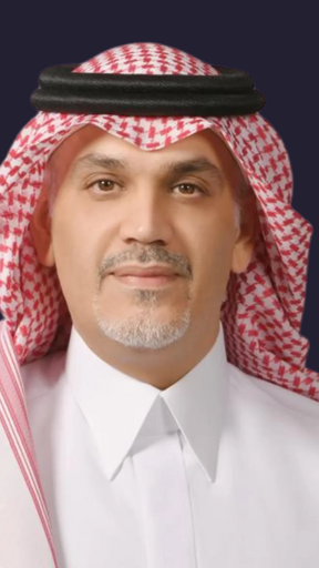 Saudi Arabia's former and new investment ministers side by side
